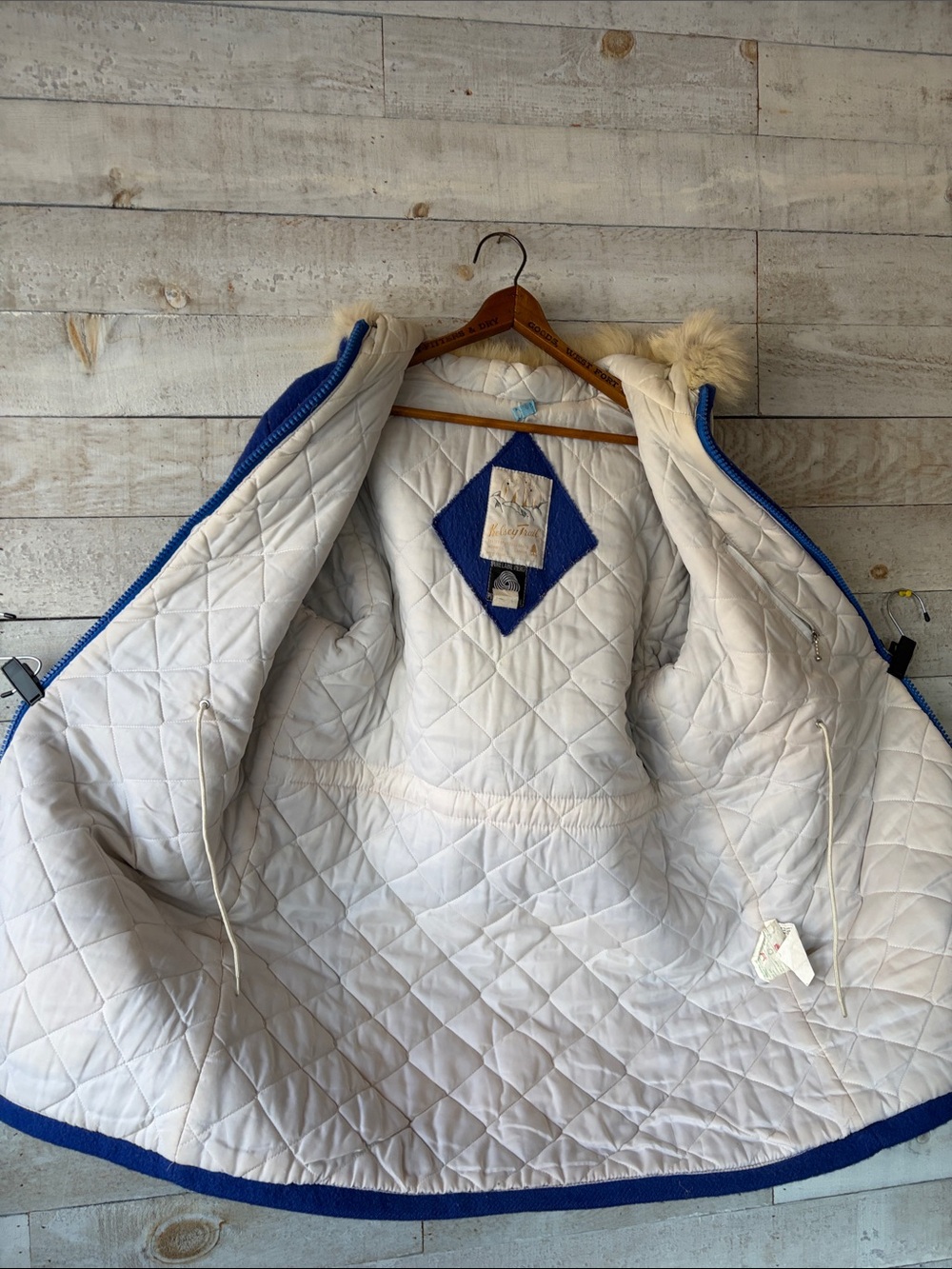 Vintage Kelsey Trail Pure Virgin Wool Polar Bear Appliqué Fur-Trim Hooded Parka - Picture 10 of 13